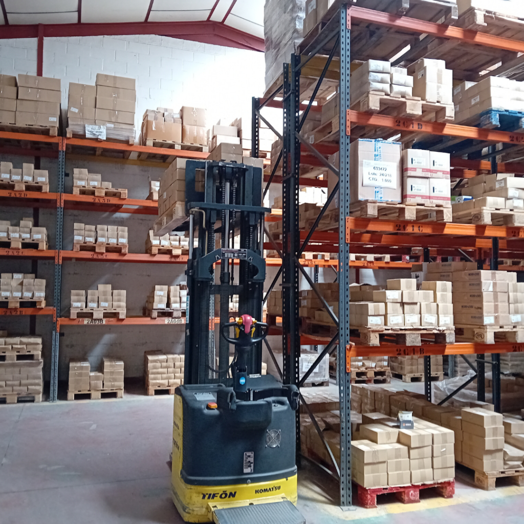 madimport_distribucion-tornilleria-articulos-fijacion_productos_gestion-importaciones-almacenes_madrid-espana_servicios-almacen-regulador-y-entregas-programadas