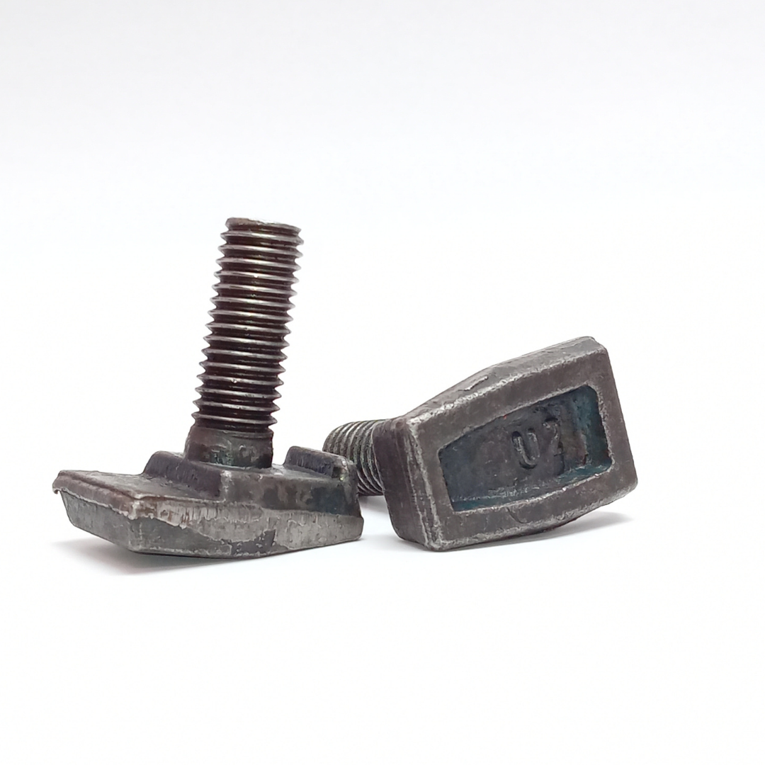 madimport_distribucion-tornilleria-articulos-fijacion_productos_gestion-importaciones-almacenes_madrid-espana_productos-bajo-plano_anclaje-segun-plano