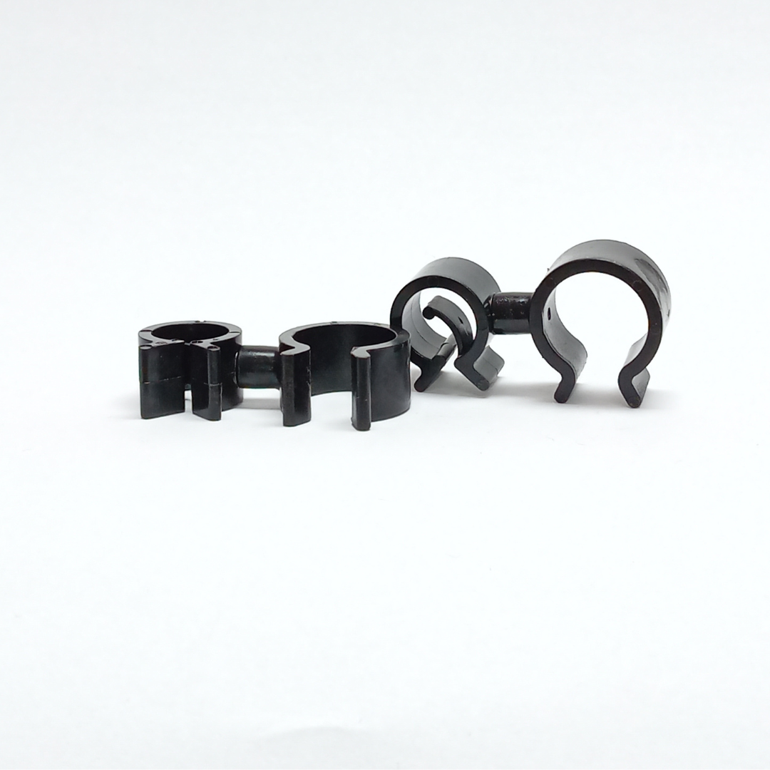 madimport_distribucion-tornilleria-articulos-fijacion_productos_gestion-importaciones-almacenes_madrid-espana_productos-bajo-plano_clip-fijacion-plastico