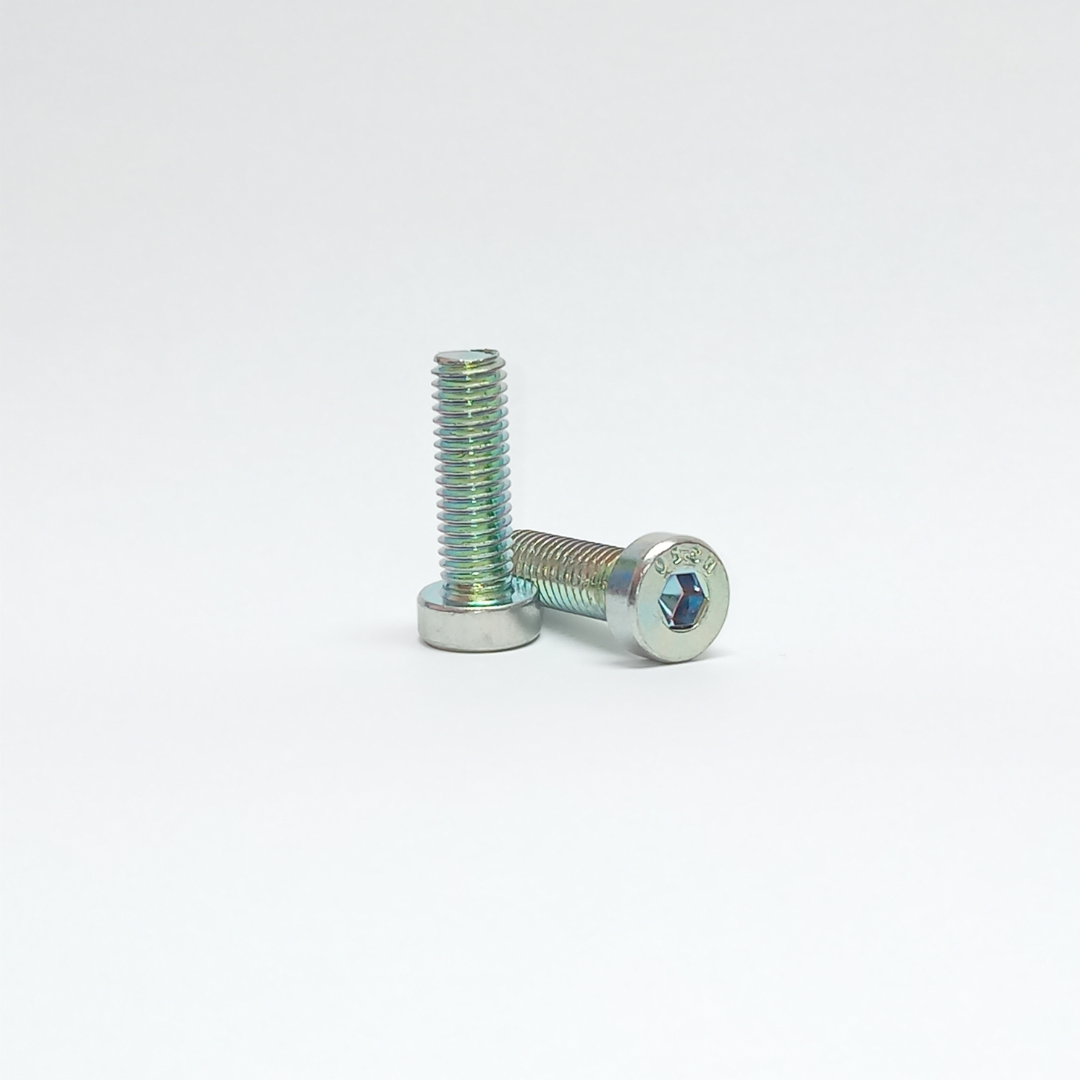 madimport_distribucion-tornilleria-articulos-fijacion_productos_gestion-importaciones-almacenes_madrid-espana_productos-normalizados_DIN-7984